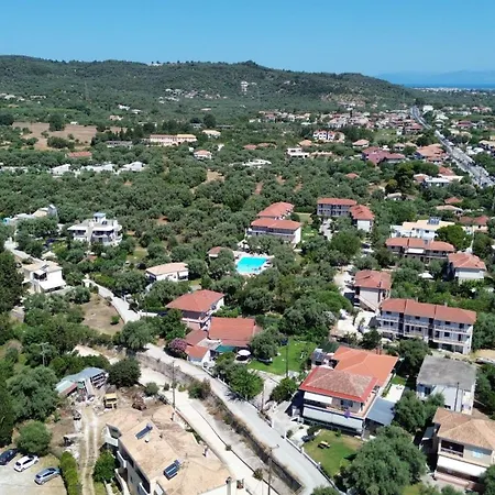 Aparthotel Polyxenis