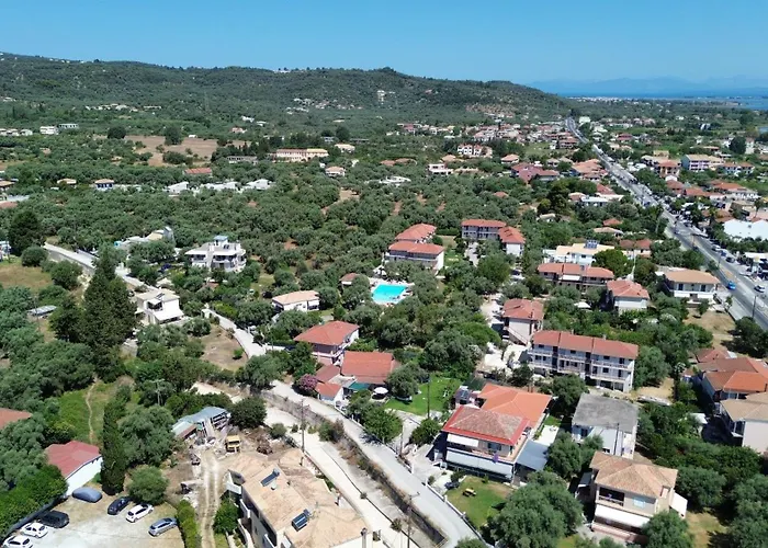 Aparthotel Polyxenis