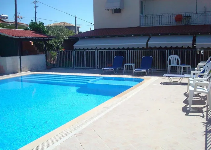 Polyxenis Aparthotel Lygia (Lefkada)